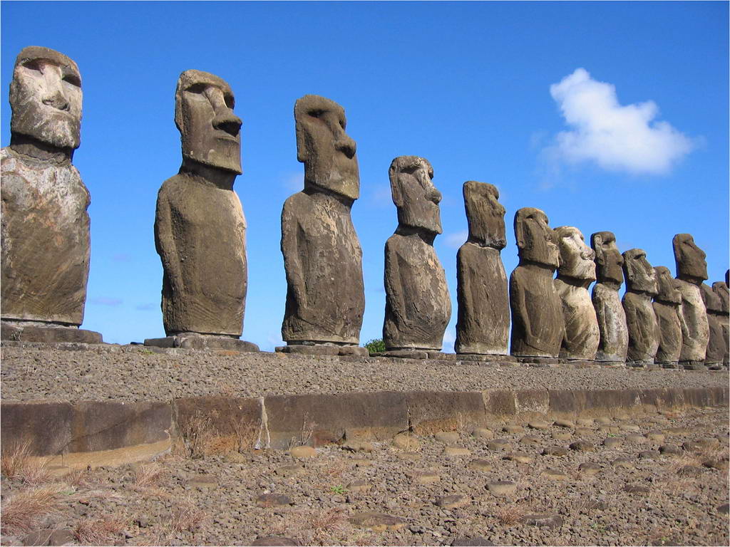 Каменные истуканы с острова - Рапа-Нуи (Rapa Nui) - Большое Весло, а также Те-Пито-о-Те-Хенуа - Пуп Вселенной, Мата-Ки-Те-Ранге-Око, Глядящее в Небо.
