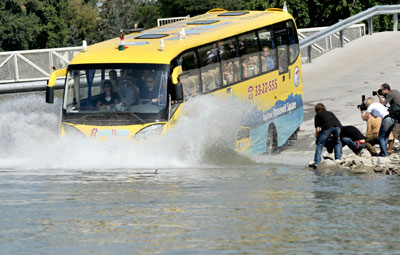 Эти уникальные автобусы созданы по образу и подобию итальянско-французского Irisbus, сообщает венгерская газета Nepszabadsa. 