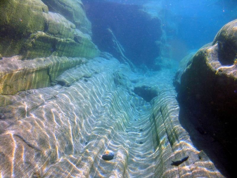 Верзаска – кристально чистая вода на глубине 15 метров 