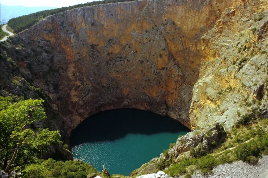 Самые впечатляющие затопленные пещеры мира