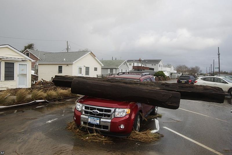 Ураган Сэнди обрушился на восточное побережье США