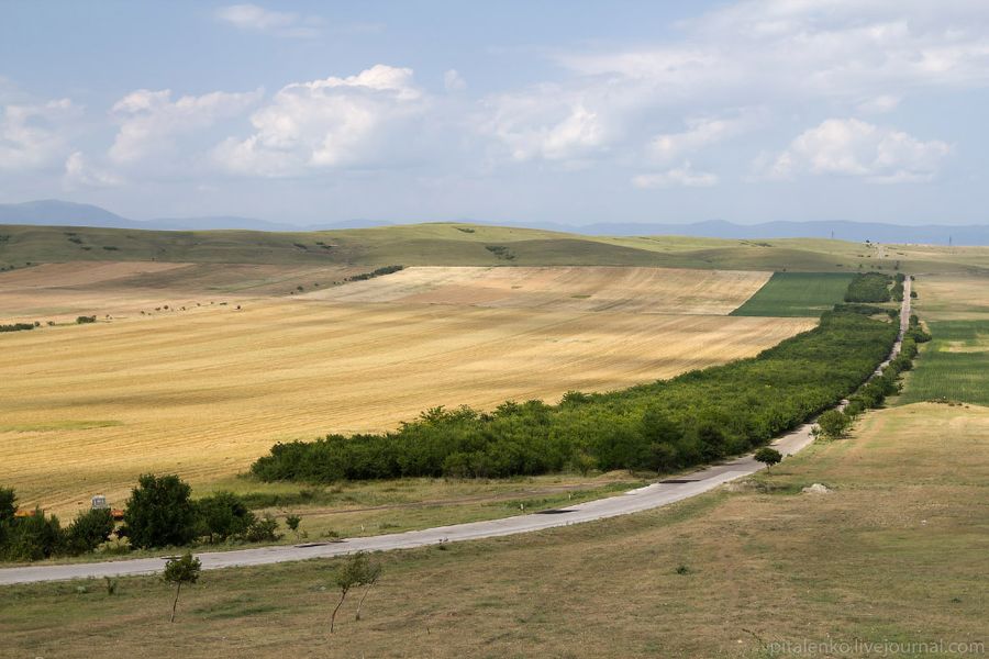 Вблизи границы с Азербайджаном вот такие пейзажи