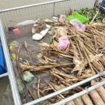 Вьетнамцы придумали дешевое устройство для очистки рек от пластика