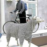 Овцы - телефоны: необычные скульптуры в германии