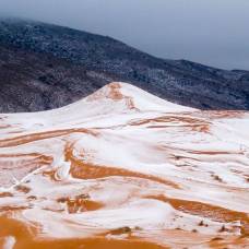 В пустыне сахара впервые за 37 лет выпал снег