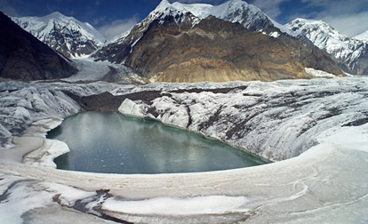 Ледники 
Гималаев тают из-за сажи и пыли
