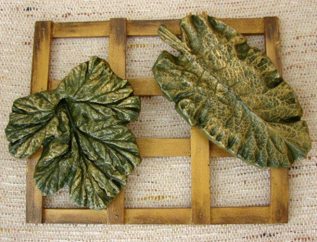 Декоративные листья из гипса.