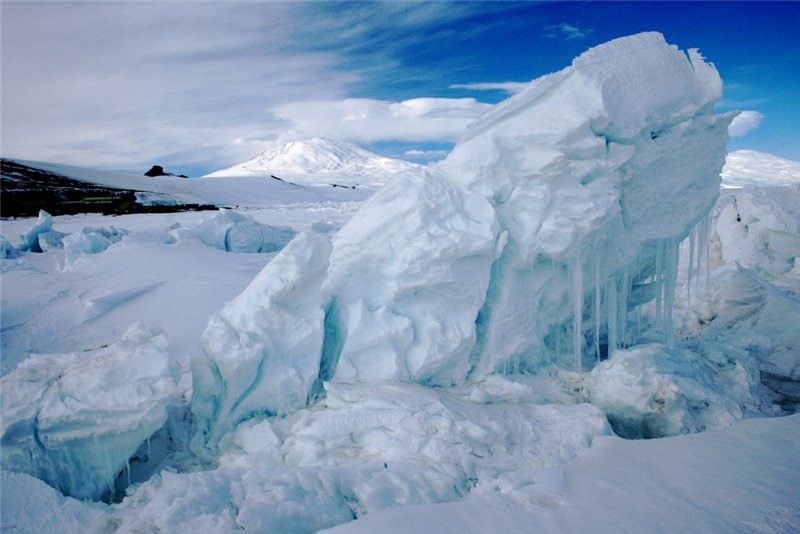 Антарктида - общий для всех, континент вечного холода.