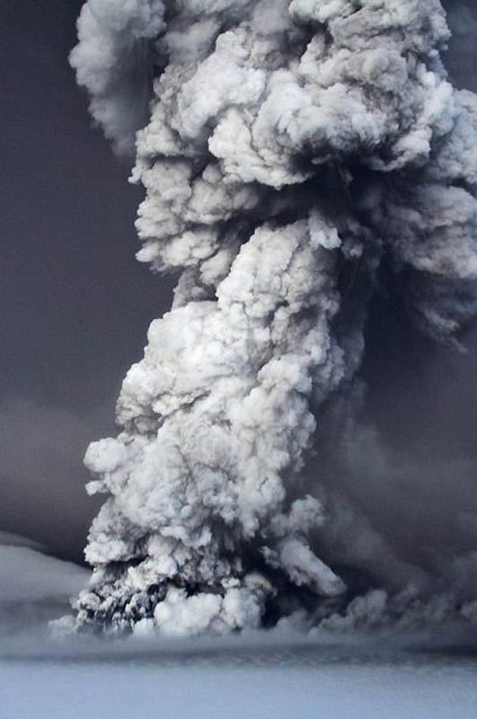 Извержение исландского вулкана Гримсвотн