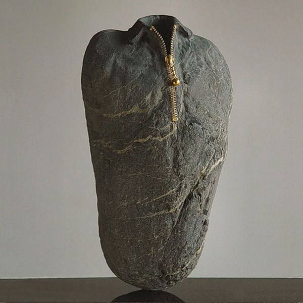 Тайная жизнь камней скульптора Хиротоши Ито