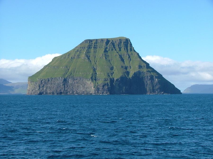 Необитаемый остров Луйтла-Дуймун (Малый Димун)