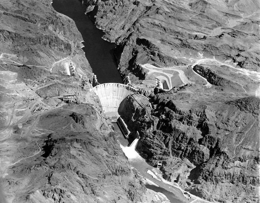 Уникальная плотина Гувера, или дамба Гувера (Hoover Dam)