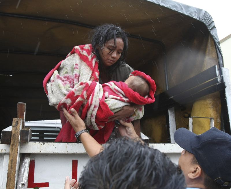 Тайфун ''Несат'' на Филиппинах