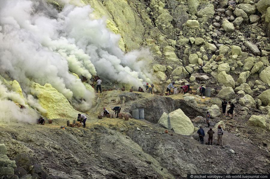 Серные рудники вулкана Кава Иджен (Kawaha Ijen)