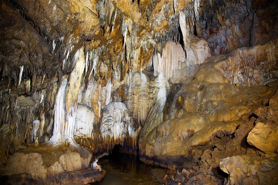 Удивительные пещеры Таиланда