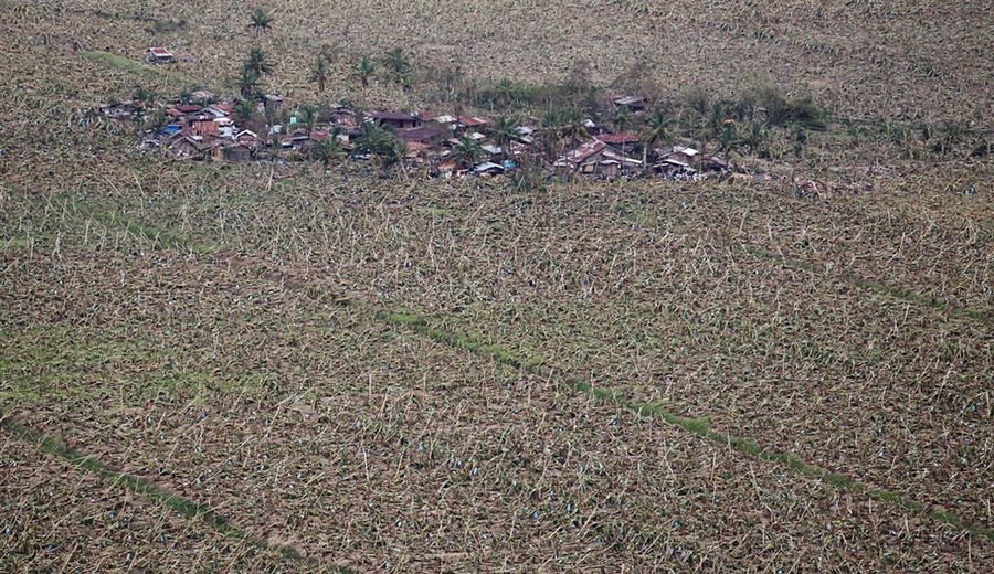 Последствия тайфуна 'Бофа' на филиппинском острове Минданао