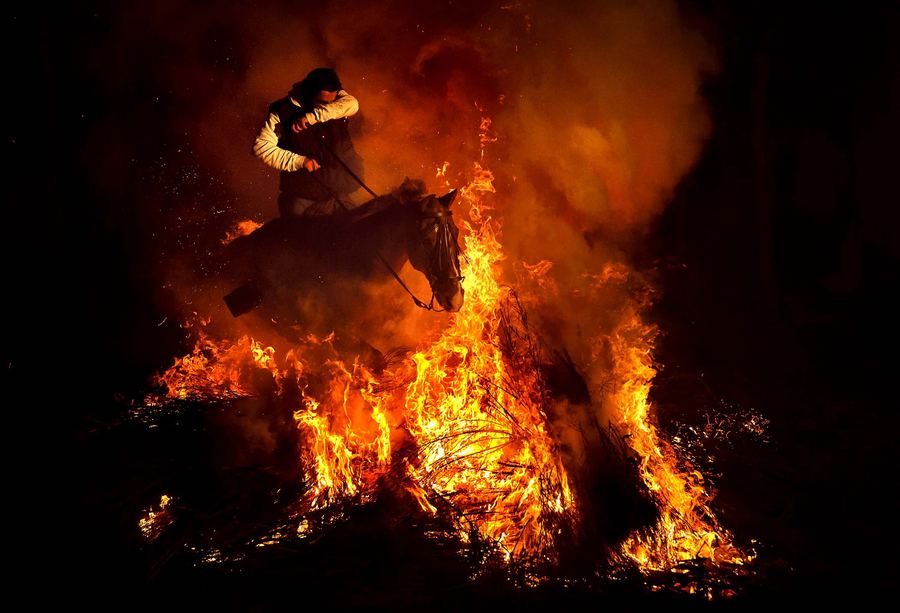 Праздник Las Luminarias, или очищение огнём