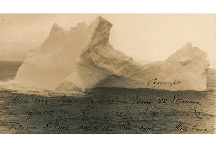 Фотография айсберга, потопившего Титаник, выставляется на аукцион в США  