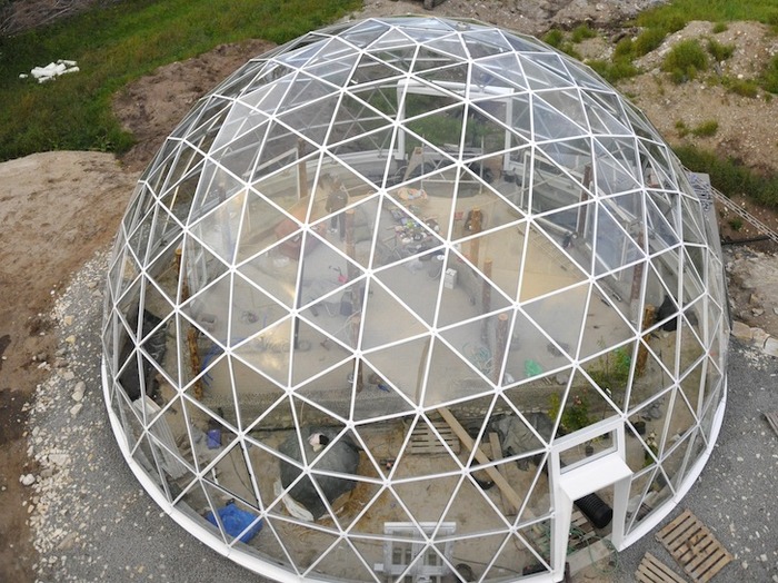 Эко-дом с прозрачным куполом