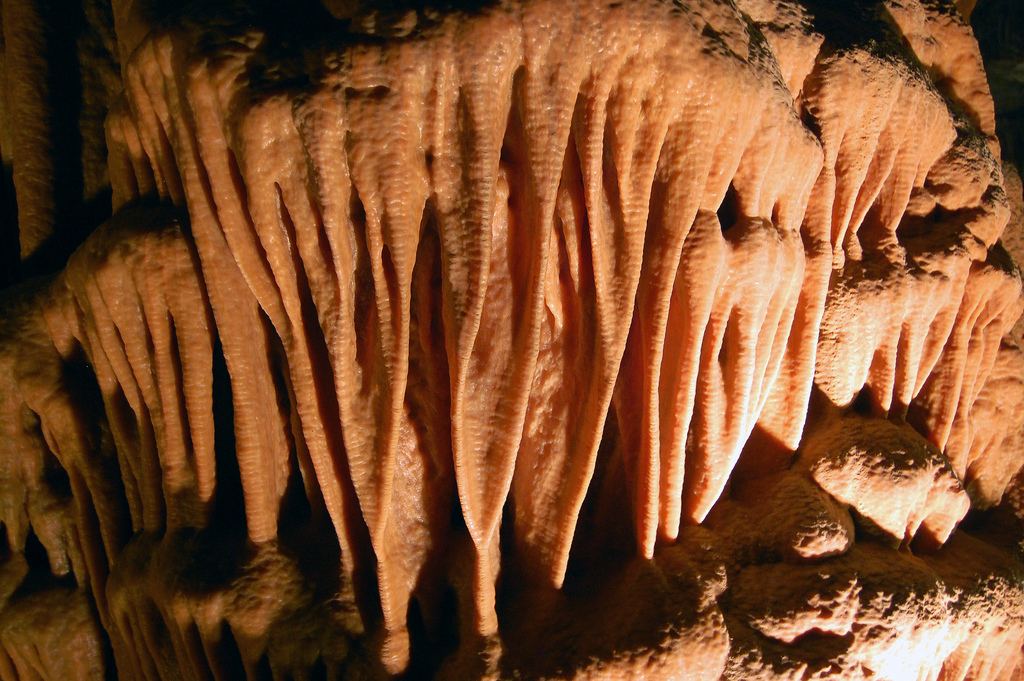 Сталактитовая пещера Авшалом