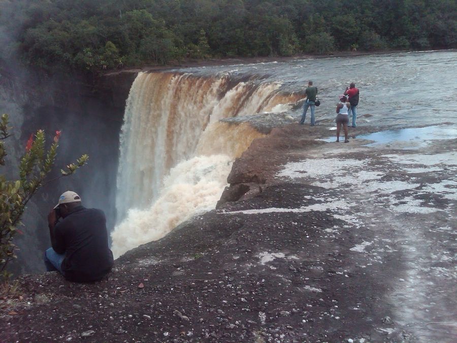 Водопад Кайетур (Kaieteur Falls)