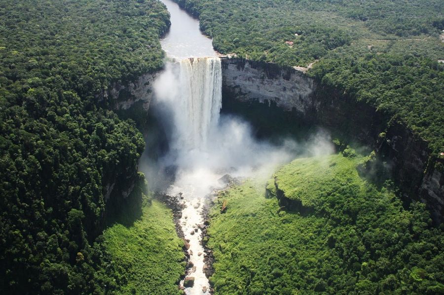 Водопад Кайетур (Kaieteur Falls)