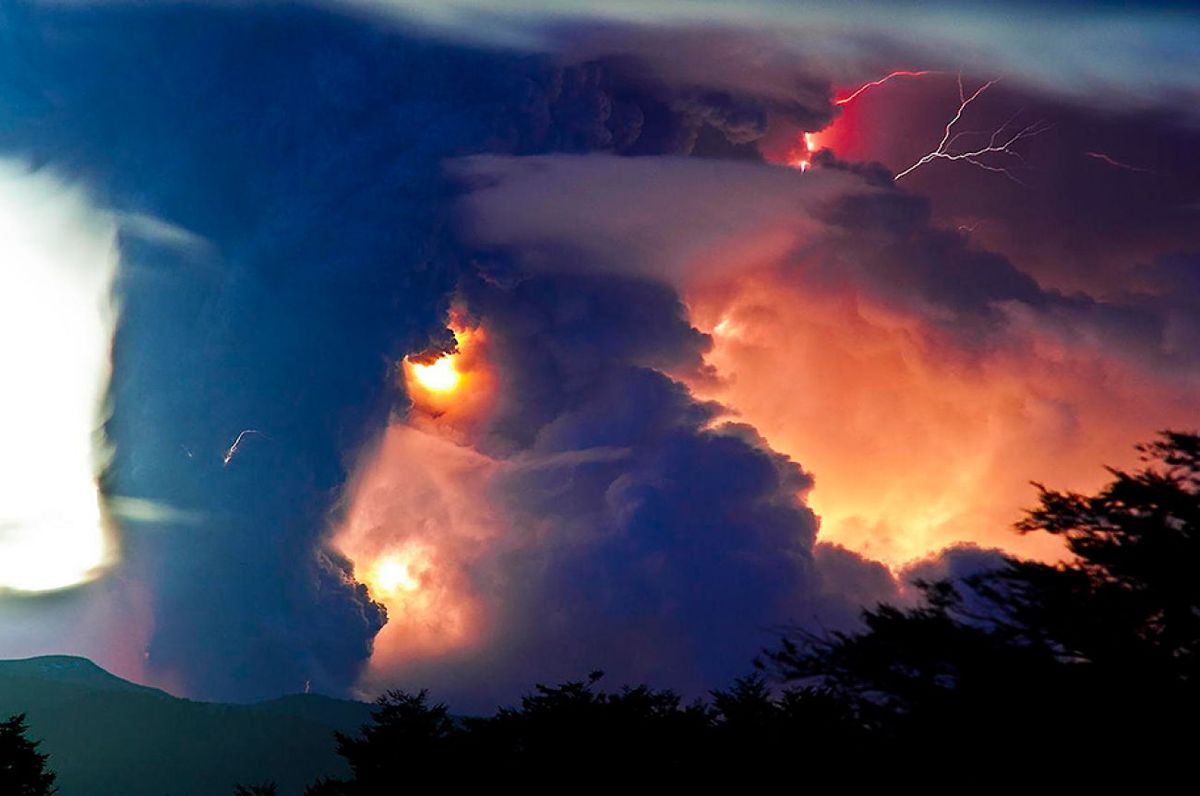 Извержение вулкана Cordon Caulle в фотографиях Франциско Негрони