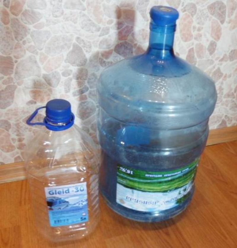 Мастер-класс: винтажная ваза из двух пластиковых бутылок