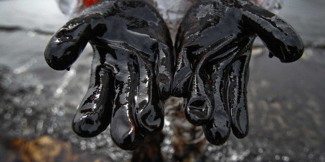 10 неожиданных направлений применения нефти