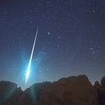 Батарейками для первой жизни на земле могли стать метеориты