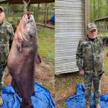 Рыбак выловил рекордного голубого сома весом 59,4 килограмма