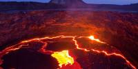 Если в недрах земли идет распад радиоактивных элементов, то почему лава не радиоактивна?