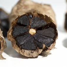 Чёрный чеснок (black garlic)