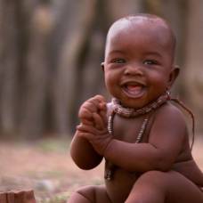 Темный цвет кожи жителей африки - результат эволюции древних людей