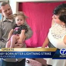 Невероятная история: женщина родила ребенка после удара молнии