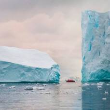 Длина гигантской трещины в антарктиде превысила 100 км