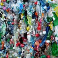 Найден способ переработки пластиковых отходов в универсальный материал