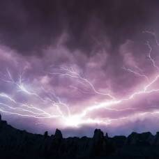 Какие молнии стали рекордными по длине и времени