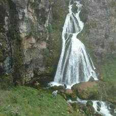 Водопад в перу похож на невесту в свадебном платье и фате