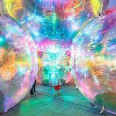 Арт-Инсталляция: гигантские пузыри