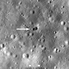 На луне появился двойной кратер после удара китайской ракеты