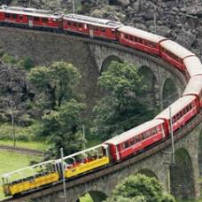 10 самых красивых железнодорожных маршрутов планеты