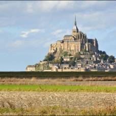 Гора архангела михаила - мон-сен-мишель (фр. mont saint-michel)